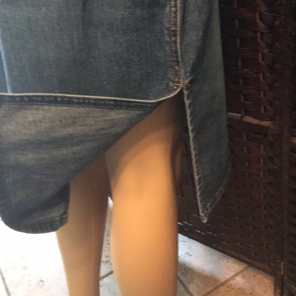 Abercrombie & Fitch stonewashed midi skirt w side splits and front pockets - Picture 2 of 3